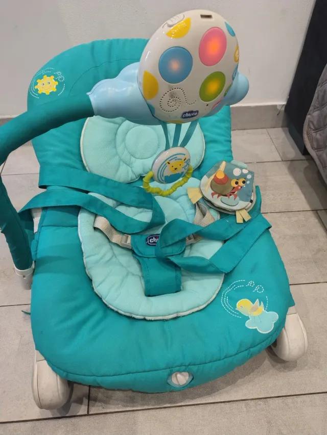 Silla de bebé Chicco color turquesa