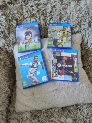 Lote 4 Juegos FIFA PS4: 16, 17, 19, 21