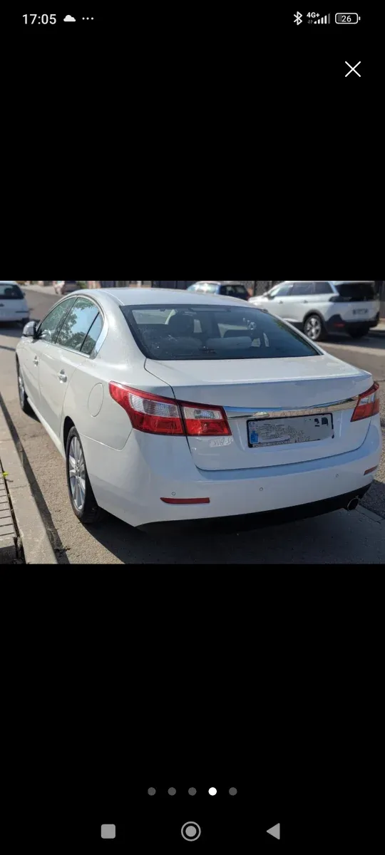 Renault Latitude 2011