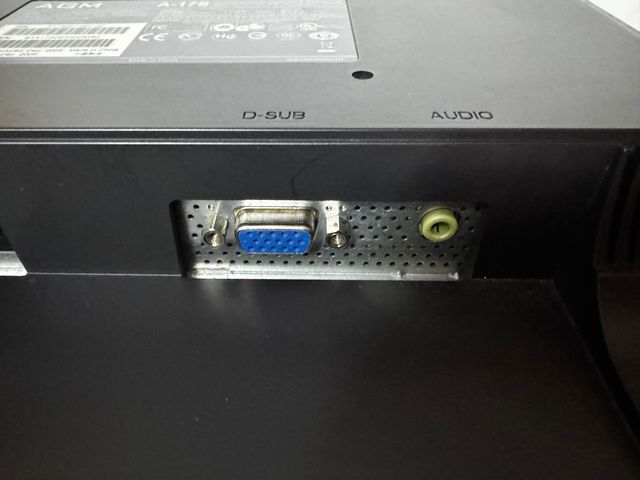 Monitor AGM A-17S 17”