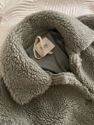 Abrigo Hoss Intropia verde grisáceo Talla S