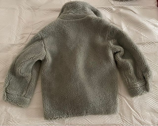 Abrigo Hoss Intropia verde grisáceo Talla S