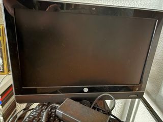 PC P 8200 All-in-One -Intel 500 GB 8 GB Windows 7