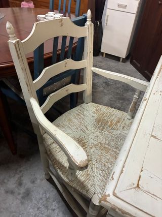 Mesa comedor vintage + 6 sillas madera BUEN ESTADO