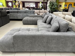 Sofá modular gris diseño moderno