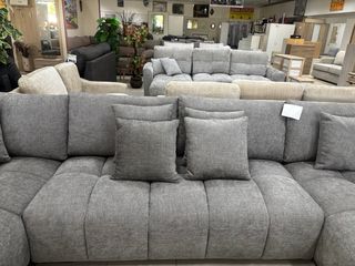 Sofá modular gris diseño moderno