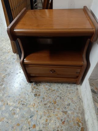 Mueble auxiliar con ruedas