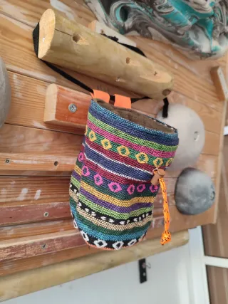 Magnesera escalada étnica 