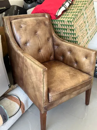 Sillón piel vintage marrón envejecido