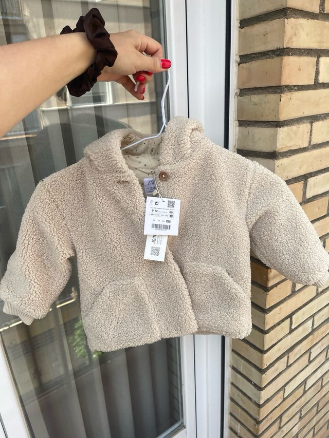 Abrigo Zara niña 80cm (9-12 meses)