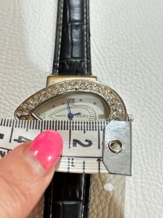 Orologio CEIQNY con cristalli