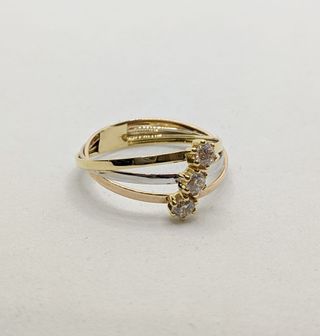 Anillo Oro combinado 18k circonitas, 1.46 g, T-18.