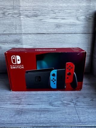 Nintendo Switch Azul y Rojo