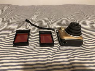 Cámara Instantánea Fujifilm Dorada Usada un día!