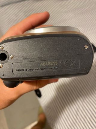 Cámara Instantánea Fujifilm Dorada Usada un día!
