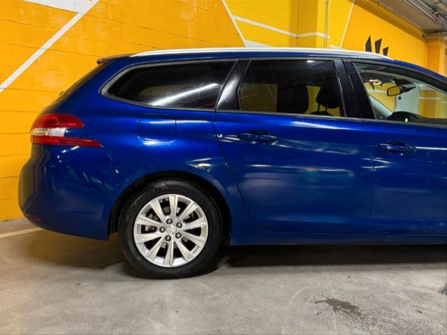 PEUGEOT 308 5p Style 1.2 PureTech 96KW 130CV SS