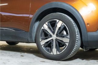 Peugeot 3008 GT-LINE 1.6 GT LINE * AUTOMÁTICO * LEVAS * SENSORES * GPS * APPLE CARPLAY & ANDROID AUTO *