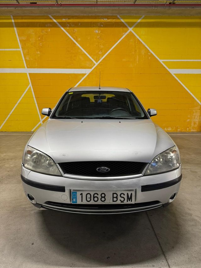 FORD Mondeo 1.8i Trend