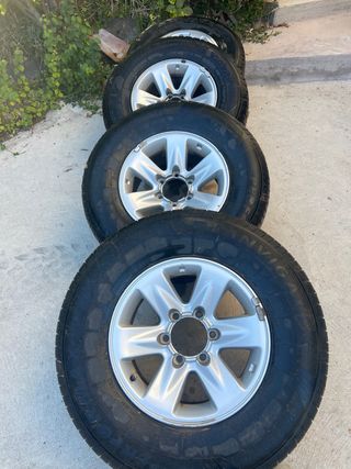 5 Ruedas 265/70R16