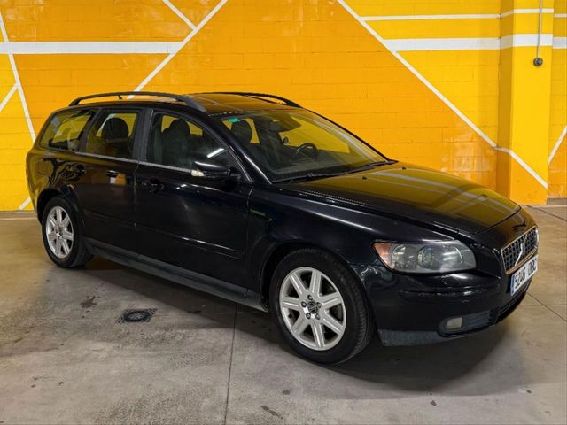 VOLVO V50 2.0D Summum
