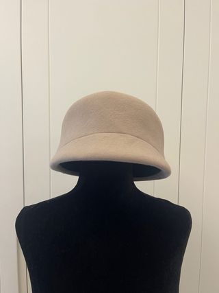 Sombrero estilo visera beige, topo
