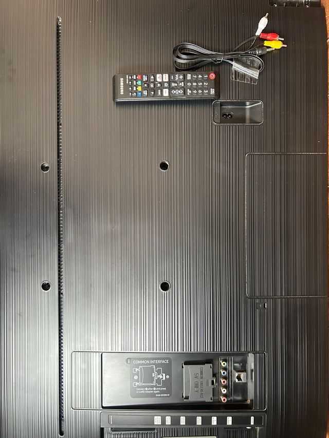 TV Samsung 43 4K UHD Smart TV HDR 10+