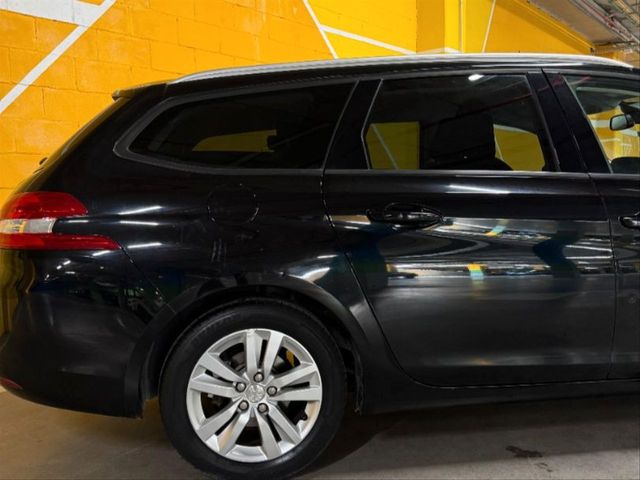 PEUGEOT 308 5p Style 1.2 PureTech 130 SS