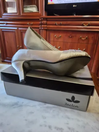 Zapatos de fiesta Jaclin plata talla 40