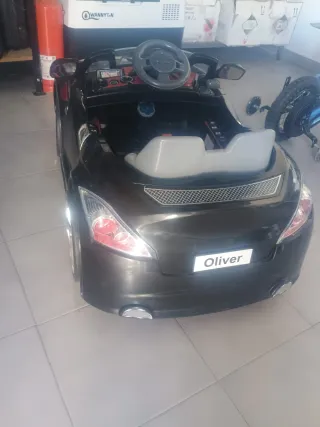 Auto elettrica Audi TT per bambini