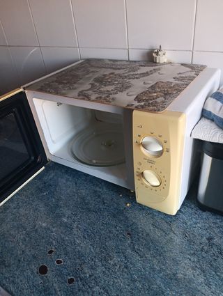 Microondas Daewoo Beige