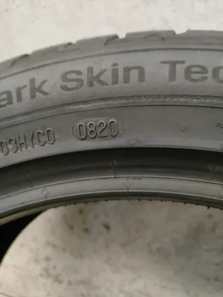 Neumáticos 225/45 R17 Uniroyal