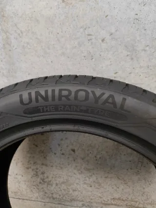 Neumáticos 225/45 R17 Uniroyal