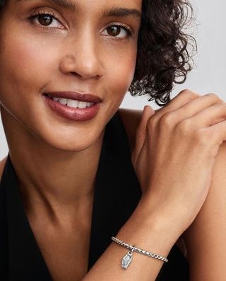 Pandora Charm Ataúd Esqueleto Plata y Turquesa