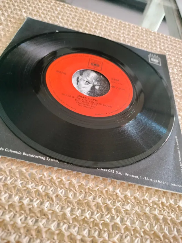 Miles Davis  single- Llave Española / Voodoo Down