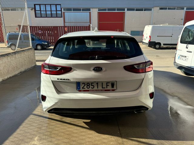 KIA Ceed 1.0 TGDI Año 4/2020