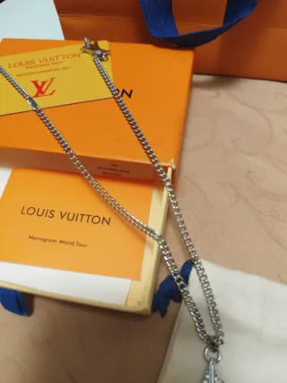 Collar Louis Vuitton Plata