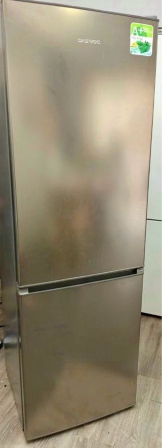 Nevera/Congelador Acero Inox. 1,87m
Marca: Daewoo