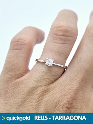 040-01-0118  ANILLO ORO BLANCO 18K SOLITARIO T13
