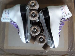 Botas de patinar blancas RANDYROLLER del 37.