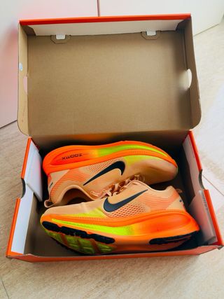 Nike Vomero 18 Talla 44.5