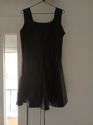 Vestido gótico negro marca phyaze con cordones
