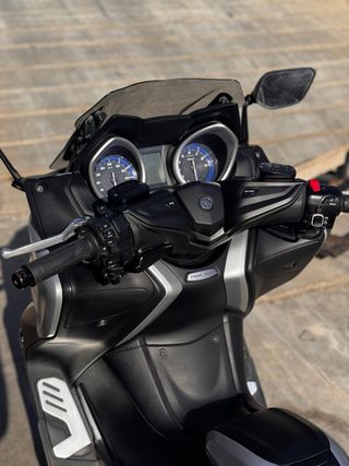 Yamaha TMAX 530