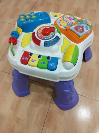 Mesa Parlanchina VTech + Regalo