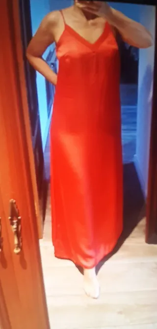 Vestido largo naranja satinado talla L