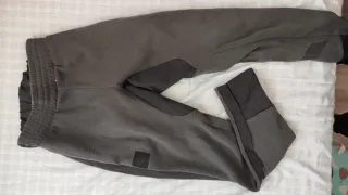 Pantalón Adidas verde oscuro 