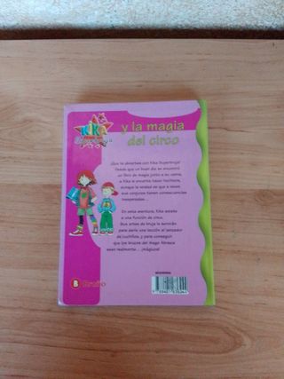 Kika Superbruja y la magia del circo (Kika Supe...