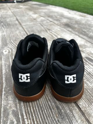 Zapatillas DC Shoes Talla 39 Negras Marrones