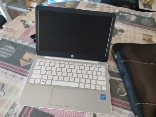 HP LAPTOP Intel Celeron N4000 4GB RAM