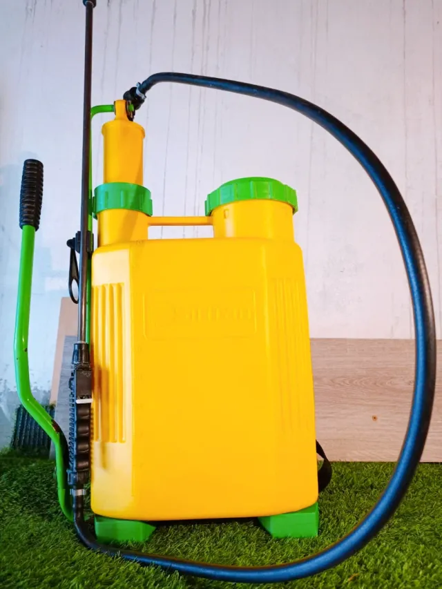 Pulverizador a presión para jardín