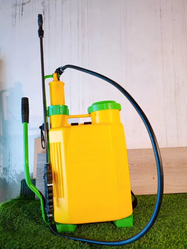 Pulverizador a presión para jardín